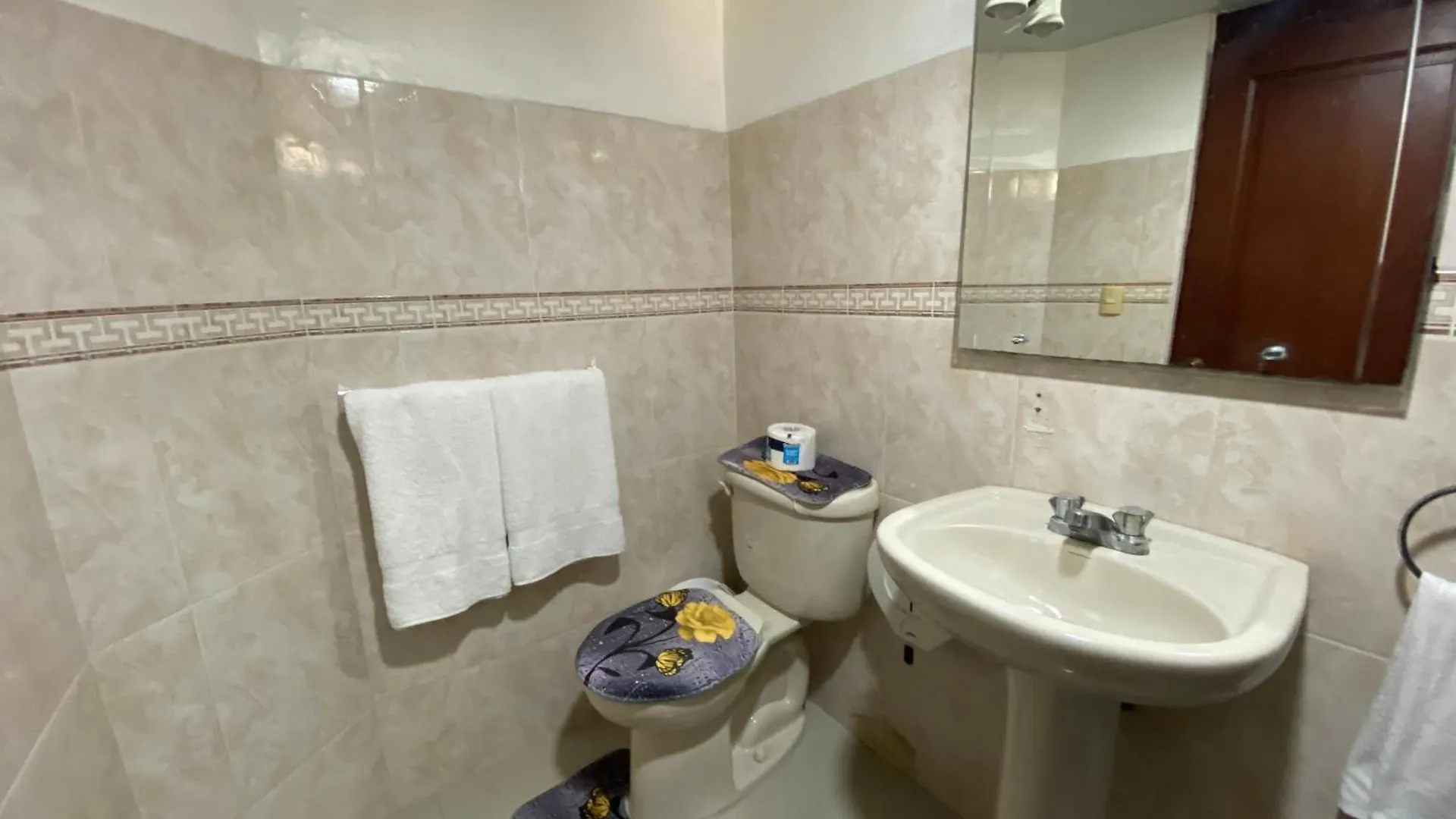 Apartamento 4Dominican Rep, New Huge Modern 3Bedroms Apt- Transformer And Inverter If The Light Goes Off-The Best Choice 4 You Santo Domingo
