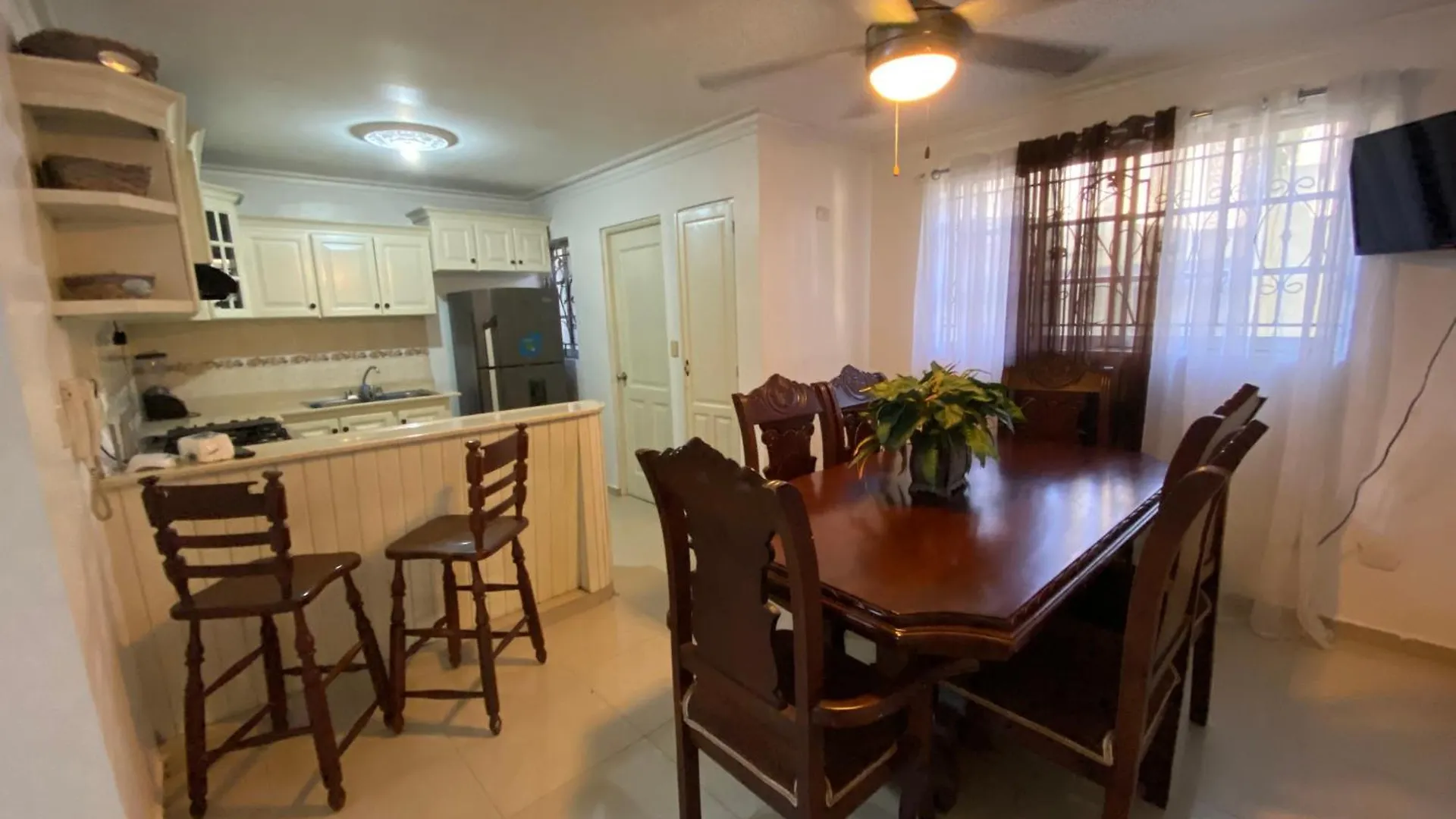 4Dominican Rep, New Huge Modern 3Bedroms Apt- Transformer And Inverter If The Light Goes Off-The Best Choice 4 You Santo Domingo